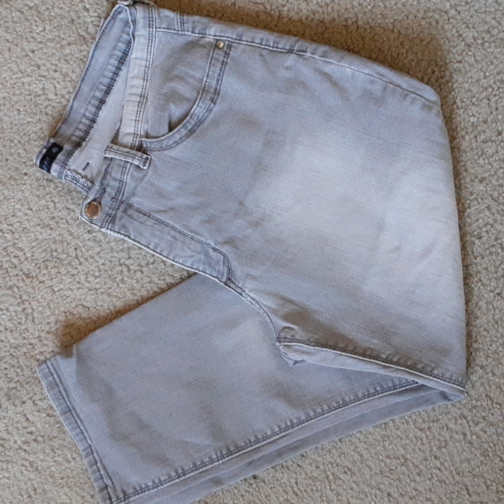 Lee Easy Fit capris